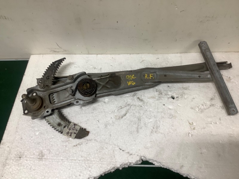 88 89 90 91 Honda Civic WAGON RIGHT Front Door Window Regulator ORIGINAL OEM