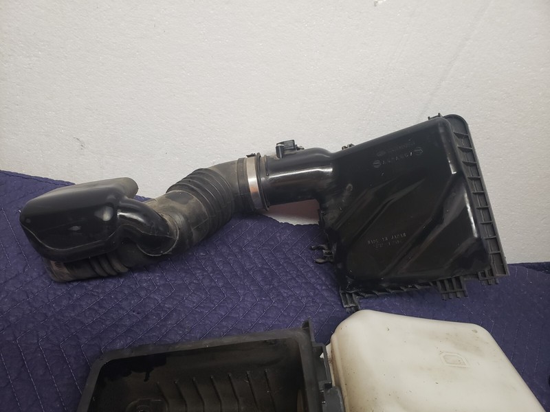 08 09 10 11 SUBARU IMPREZA AIR BOX NON TURBO OEM