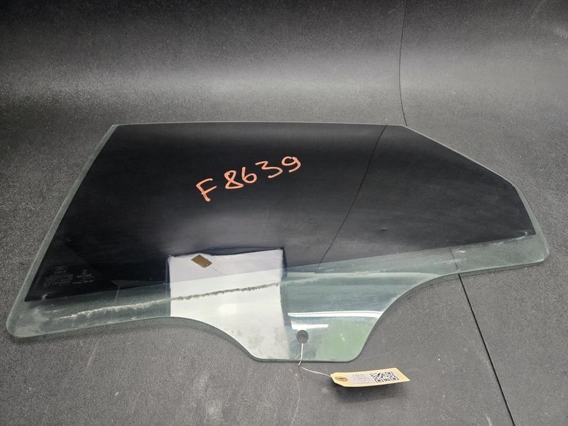 Rear Left Door Window Glass 2018 Ford Fusion DS7Z-5425713-A 2013 2014 - 2020