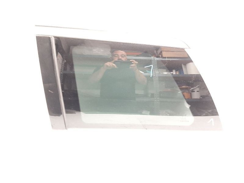 Mercedes 164 GL320 GL350 GL450 Left Quarter Glass Window Driver 1646702150