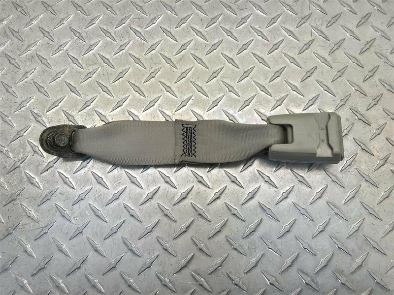 01-03 INFINITY QX4 PASSENGER REAR BUCKLE OEM