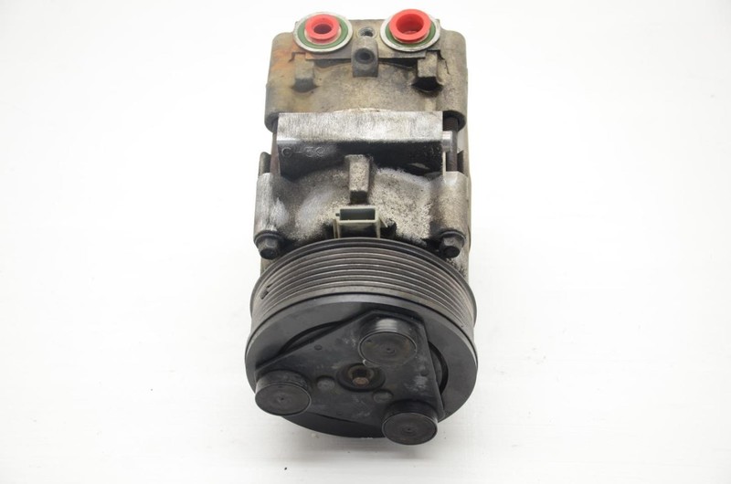 00-01 EXCURSION 6.8L Ac Compressor