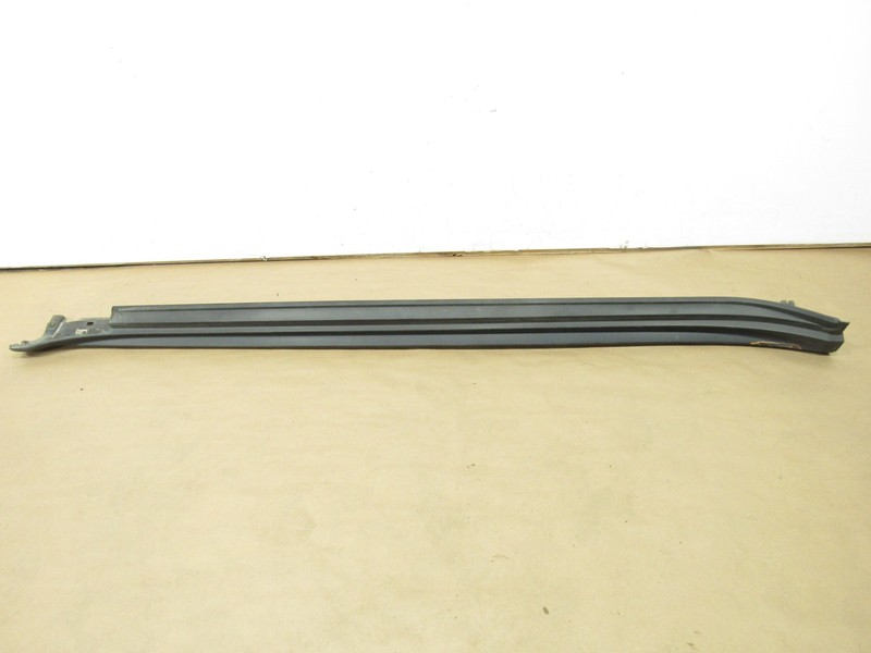 Porsche Panamera 4 2017 Left Driver Rocker Molding Trim Panel Cover 17-23 |:O
