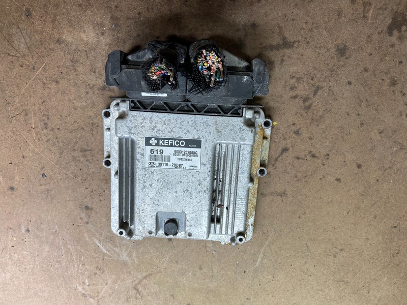 2011 to 2013 Kia Optima 2.4L Engine Computer 39110-2BDB7 M1181 DG