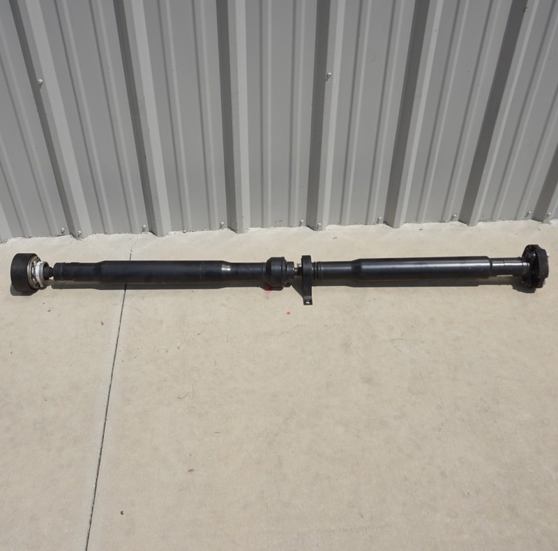 2014 - 2017 Maserati Ghibli 3.0L RWD Rear Drive Shaft Propeller 670008545 OEM