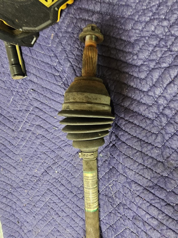 Passenger Right Front Axle Shaft Assembly FWD Fits 10-13 TRANSIT CONNECT 647591
