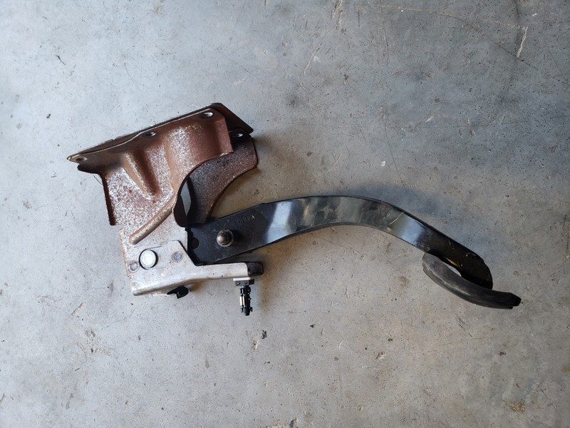 Jeep Compass 07-17 Brake Pedal Assembly OEM