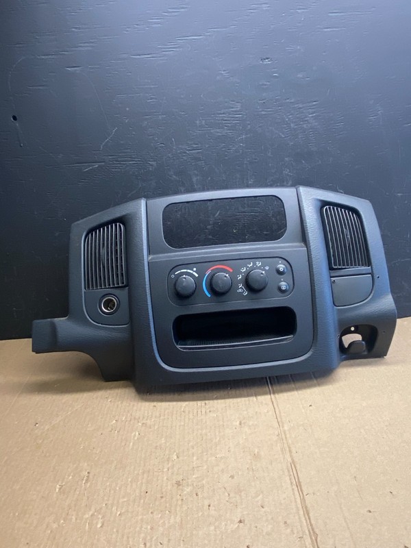 2002 to 2005 Dodge Ram Radio Climate Control Dash Air Vent Bezel Trim AE4230 DG