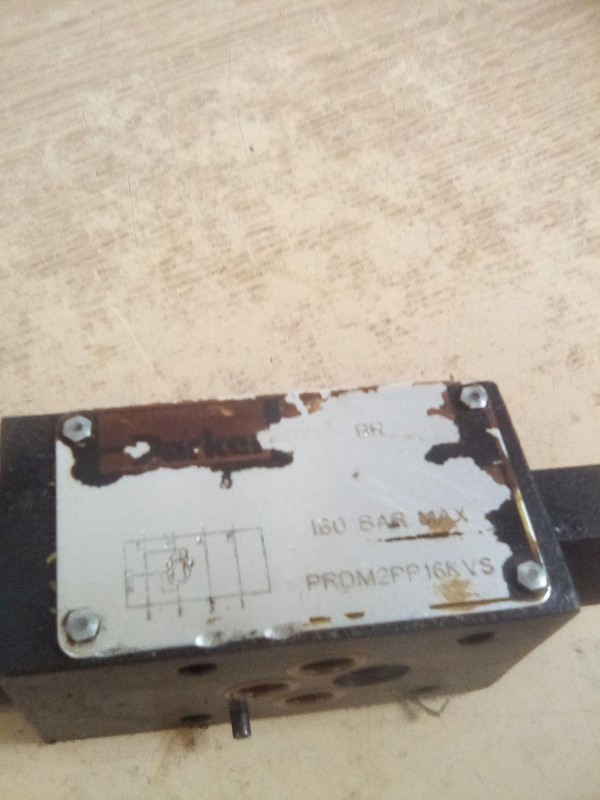 Parker PRFM2PP16KVS Hydraulic Valve