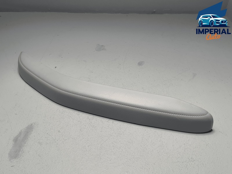 14-19 Toyota Highlander Center Console Rear Passenger Side Upper Trim Cover OEM