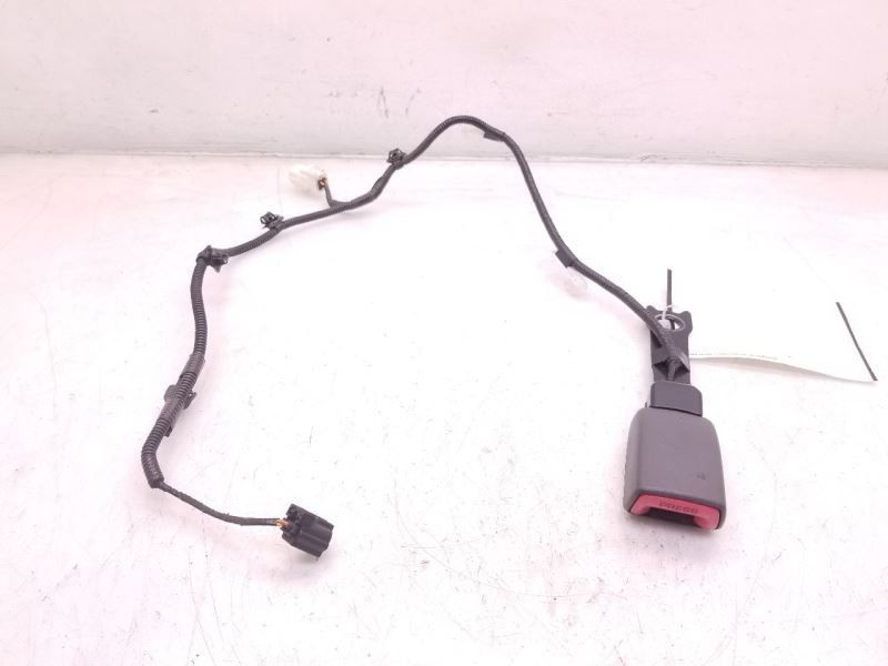 10 11 TOYOTA PRIUS FRONT DRIVER LEFT SEAT BELT BUCKLE