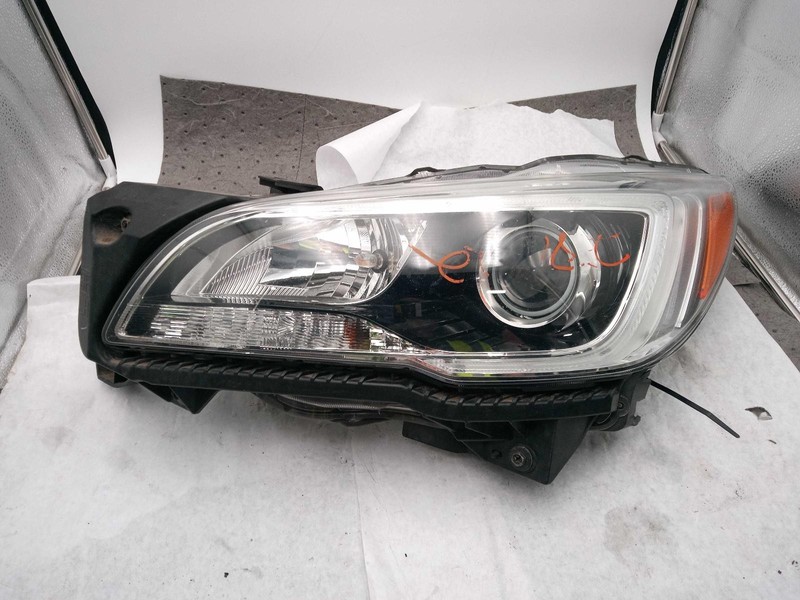 Used Left Headlight Assembly fits: 2015 Subaru Legacy HID xenon Left Grade B