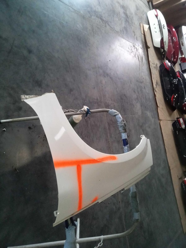 2007 Chevrolet Equinox Left Fender 602956 205K Miles Used OEM Replacement