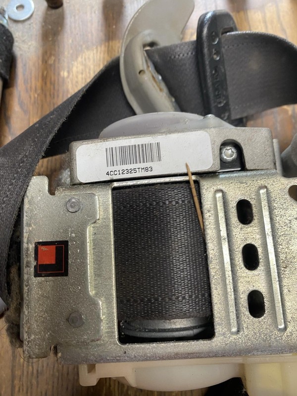 2011-2016 Kia Optima Front Left Driver Seat Belt RetractorBlack OEM