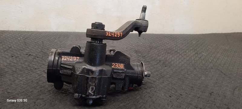 1996 Chevrolet Suburban 1500 4x2 Power Steering Gear Box OEM 26087095