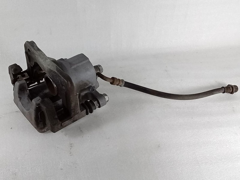 2016-2017 Toyota RAV4 AWD 4 Door 2.5L 61254 Right Rear Brake Caliper 4783042080
