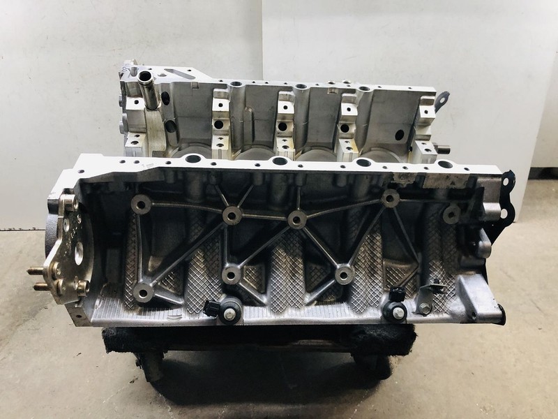 13-18 BMW 650I XDRIVE 4.4L V8 GASOLINE ENGINE MOTOR CYLINDER BLOCK 43K MILES OEM