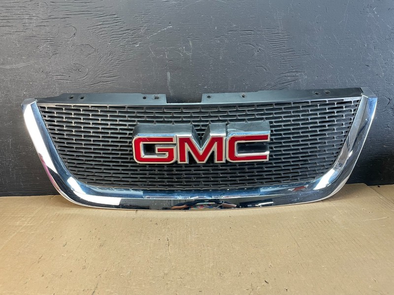 2007 to 2012 GMC Acadia Front Upper Grill Grille Oem AD5857 DW