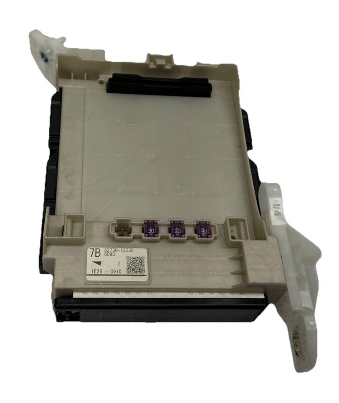 Toyota Corolla body control module 2022 bcm module unit assembly OEM 8273012Z30