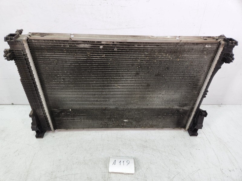 ✅ 2008-2018 OEM Mercedes W212 W218 E350 Engine Motor Cooling Coolant Radiator*