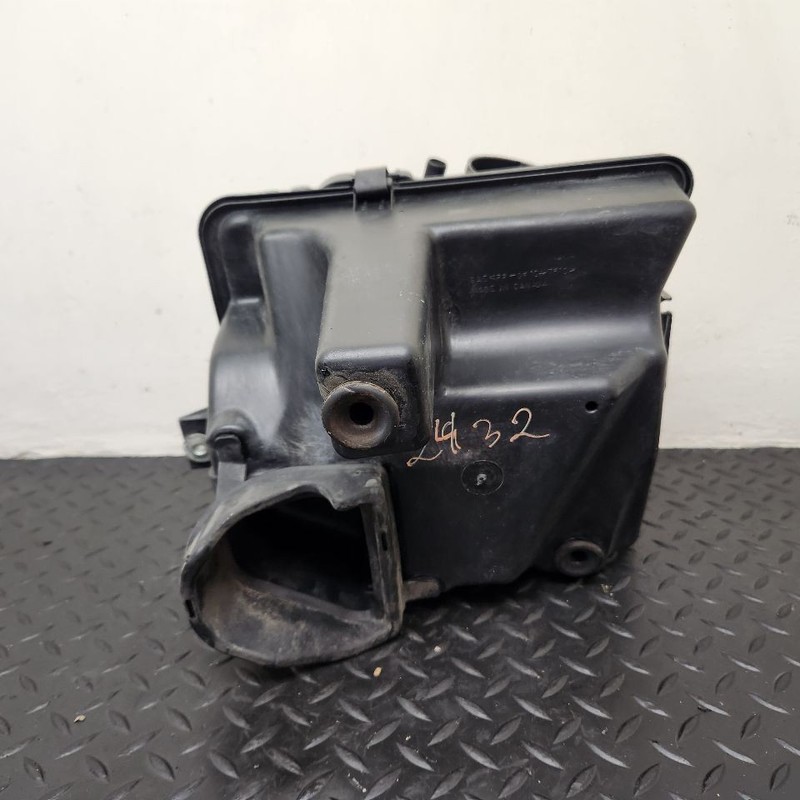 01-07 Dodge Caravan V6 Air Cleaner Box OEM 04861356AA