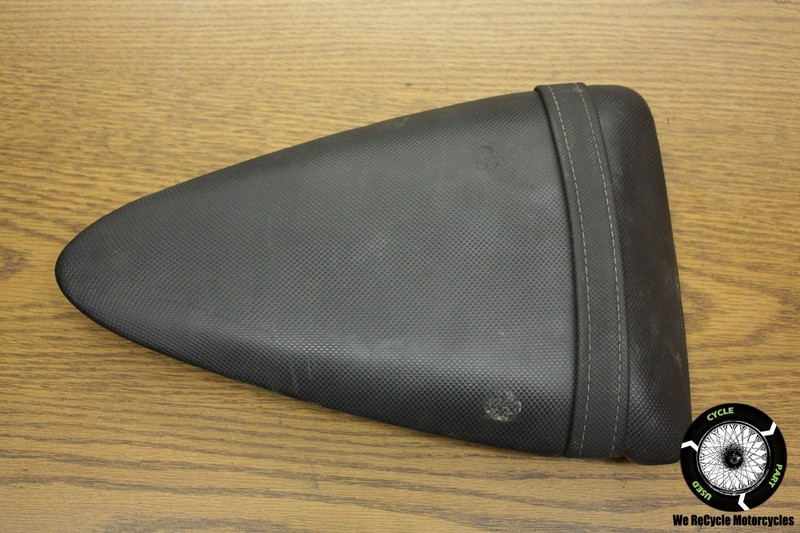 08 KAWASAKI ZX 600 P NINJA REAR SEAT ASSEMBLY PASSENGER OEM ZX6R ZX600