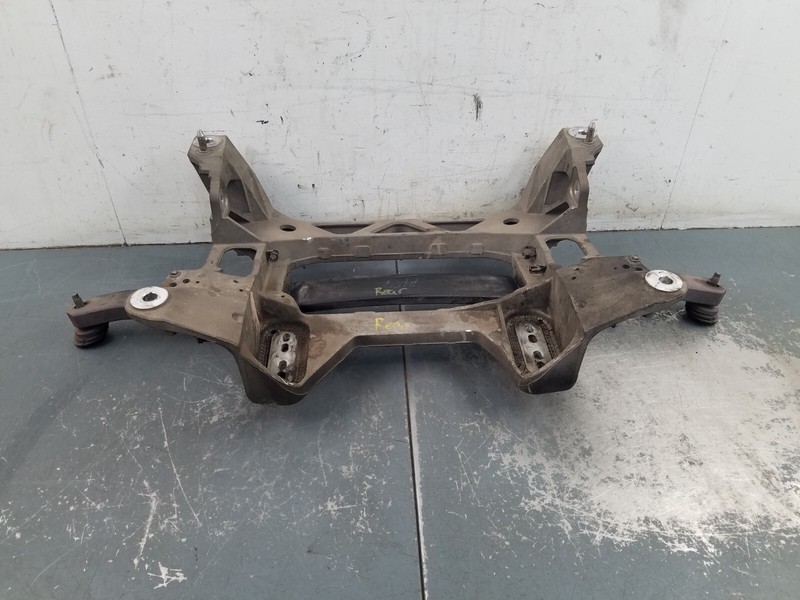2011 Chevy Corvette C6 Grand Sport Rear Sub Frame / Mono Leaf Spring #1334 Q4