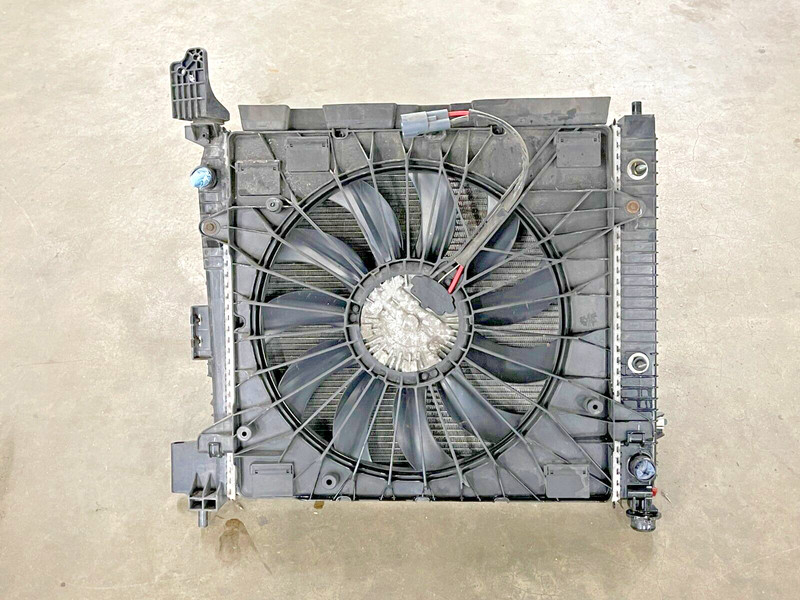 ⭐2017-2019 GMC ACADIA DENALI 3.6L F COOLING RADIATOR & FAN ASSEMBLY OEM LOT2413