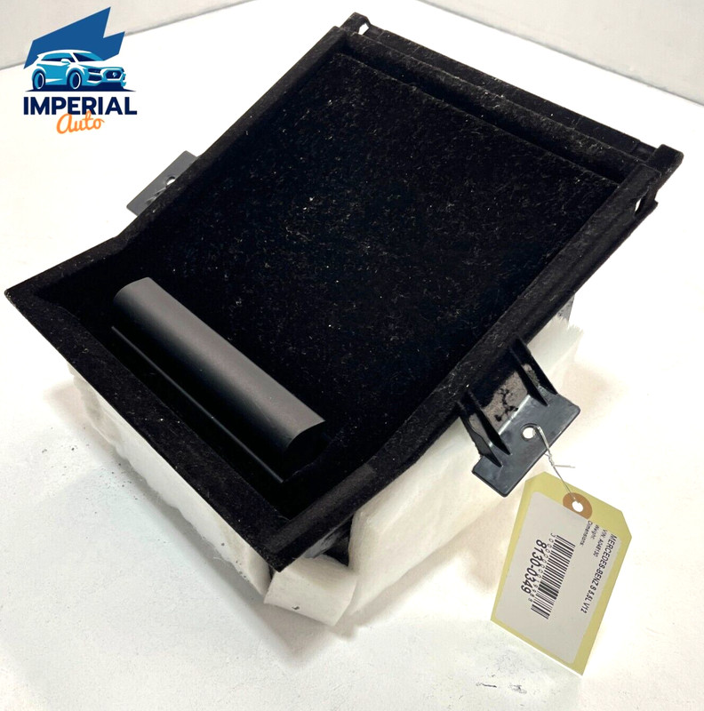 Mercedes W221 S550 Rear Seat Armrest Arm Rest Storage Compartment OEM 2007-2009