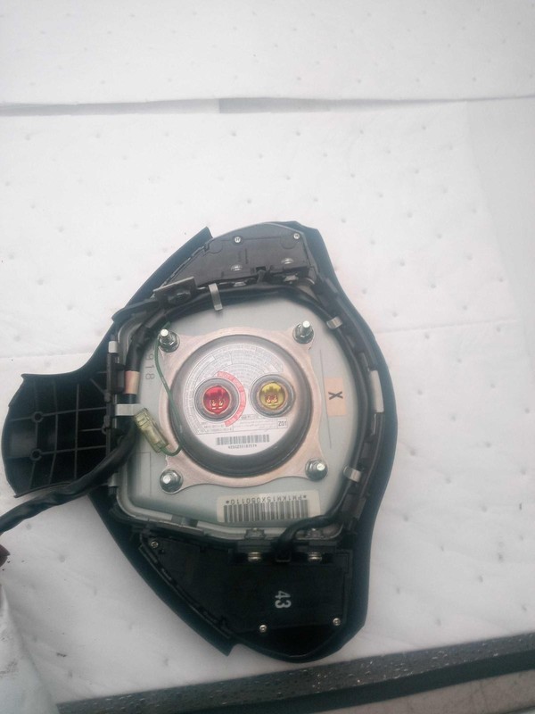 2016 Nissan JUKE Steering Wheel Air Bag RED 119K Miles OEM NJ25-28248-718478