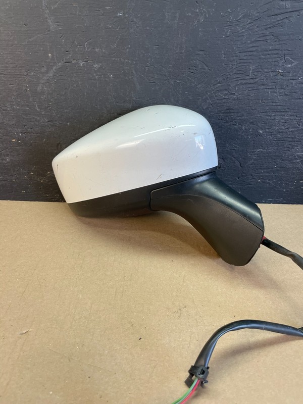 2015 to 2019 Nissan Versa Note Right Passenger RHView Door Mirror OE AE1098 DW