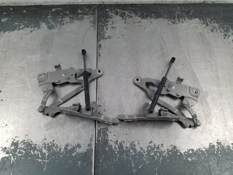 2016 BMW M5 F10 Hood Hinges #5706 B6
