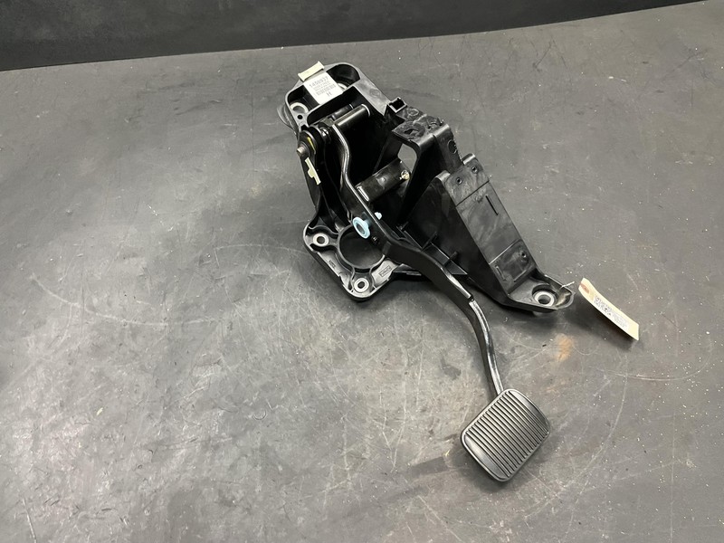 Brake Pedal 2018 Ford Explorer BB53-9F856-HH 2011 2012 2013 2014 2015 - 2019