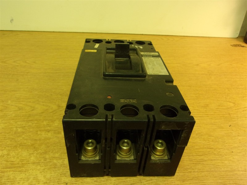 Fuji SA203 3-Pole 125A Circuit Breaker *FREE SHIPPING*
