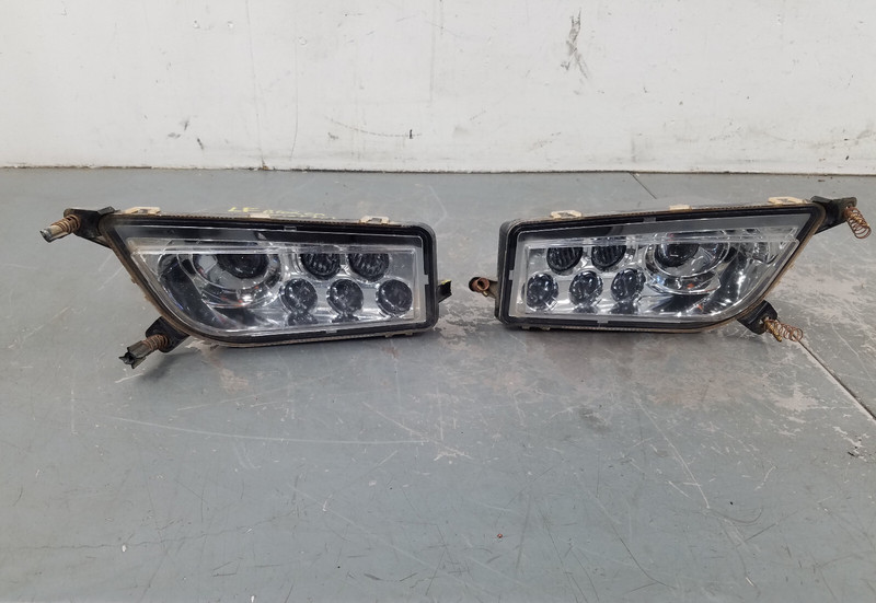 #7879 R3 - 2018 16 17 Polaris RZR XP Turbo LED Head Light Set - Damage
