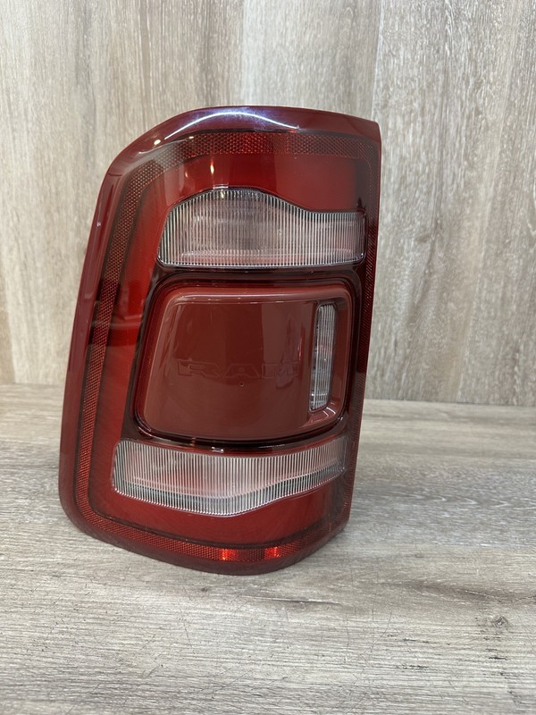 2019-24 DODGE RAM LH LED TAIL LIGHT ASSY OEM PART # 68262531XX