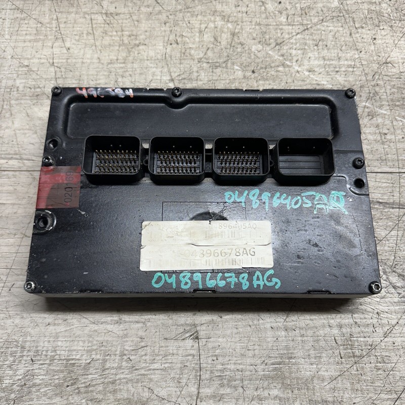 04896405AQ I 2005 DODGE RAM 8.3L ECM ECU ENGINE CONTROLAT Programmed To 8.3L