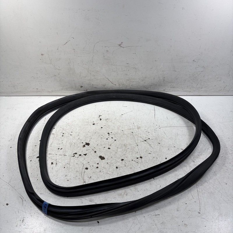 08-12 Honda Accord 4D Left Front Door Opening Seal On Body 72355-TA5-A01ZA OEM
