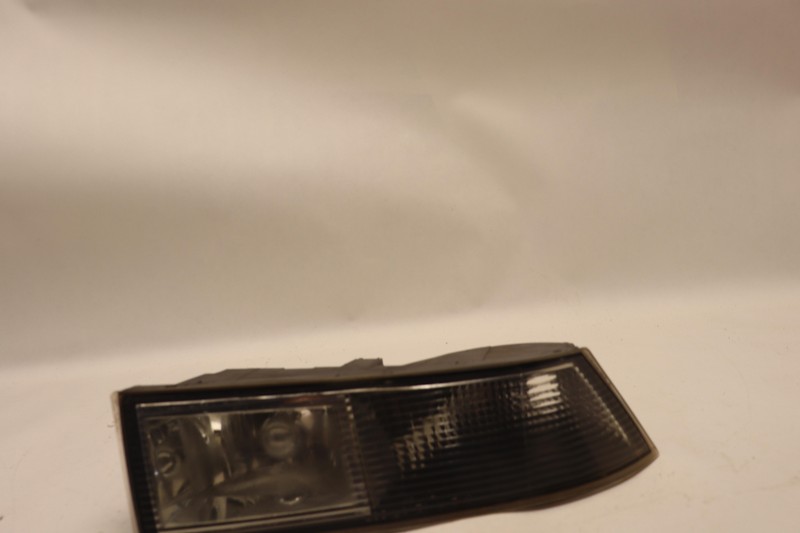 2007-2008 ESCALADE ESV FRONT RIGHT PASSENGER SIDE FOG LIGHT LAMP ASSEMBLY OEM