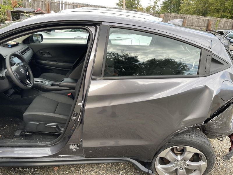 2016-2022 HONDA HR-V LEFT ROCKER W/POST GRAY PC:NH797M 1.8L AT AWD 10K LX 58170