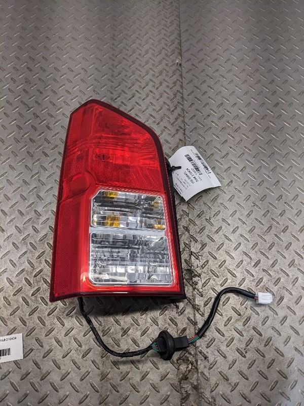 Driver Tail Light Quarter Mounted Fits 05-12 PATHFINDER 1016590