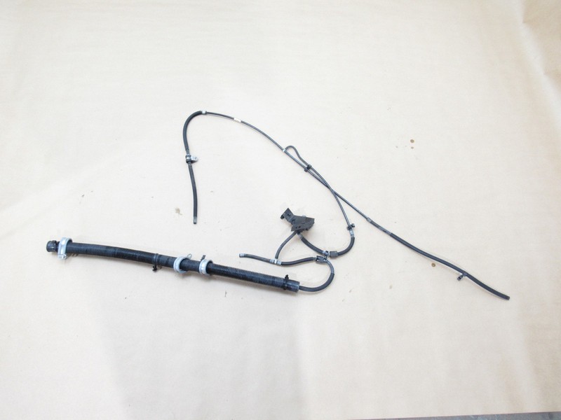 Bentley Continental GT 2012 Solnoid Vacuum Valve W/ Hose Pipe Line 11-18 ;#3