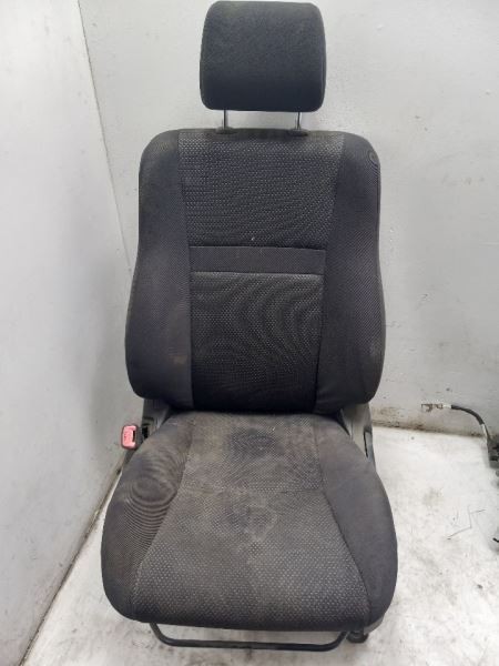 2004 SCION XB 1.5L FWD AT DRIVER SIDE FRONT CLOTH SEAT