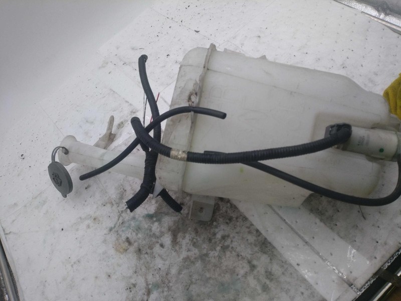 2017 Nissan Versa Washer Fluid Reservoir OEM Red 1.60L 83K Miles NJ25-25701