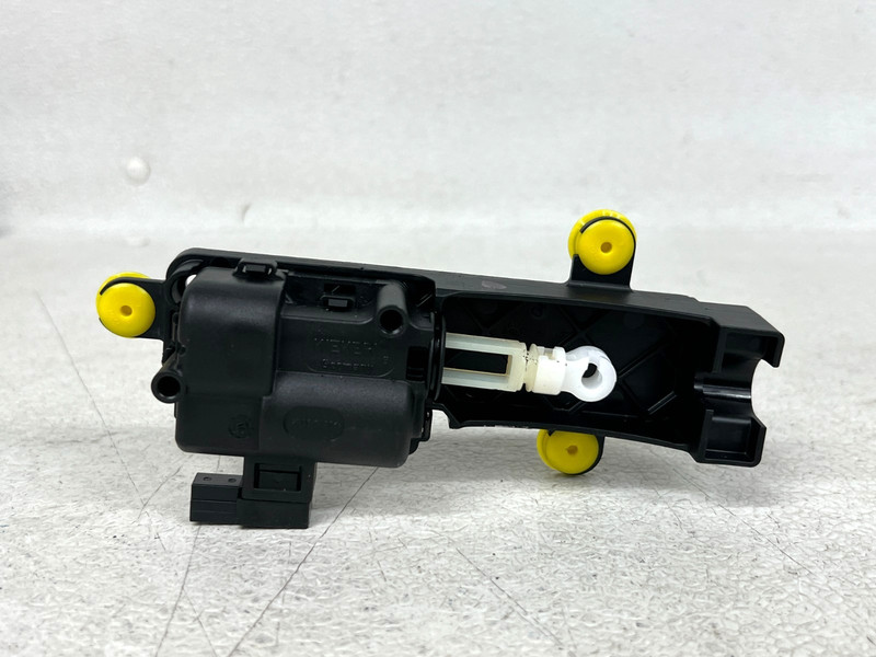 ⭐16-25 TESLA MODEL X FRONT RIGHT DOOR LOCK LATCH RELEASE ACTUATOR OEM LOT2740
