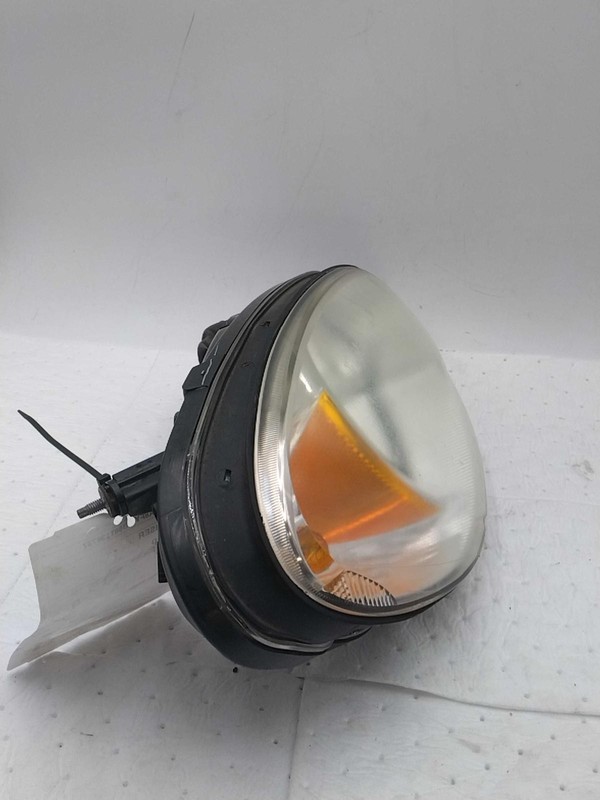 2008 Chrysler PT Cruiser Right Headlight Assembly - Hazy Lens, Used, OEM 529847