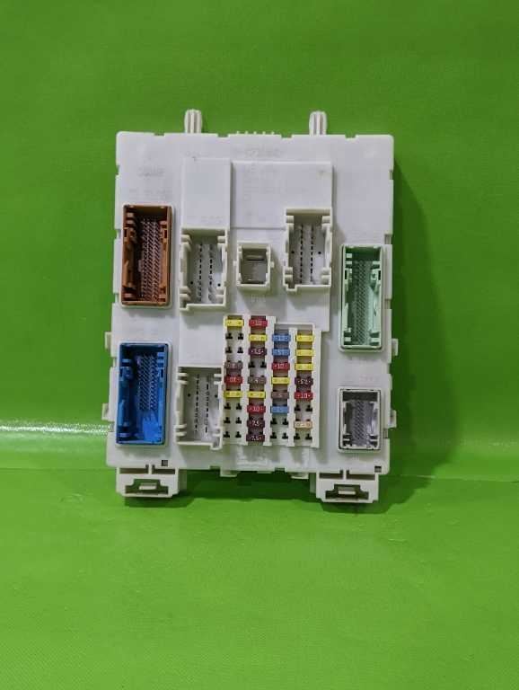 14 15 TRANSIT CONNECT INTERIOR FUSE BOX OEM 4573-25