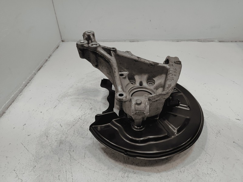 2018-2025 Volkswagen Atlas FWD Rear Driver Side Wheel Spindle Knuckle Hub OEM