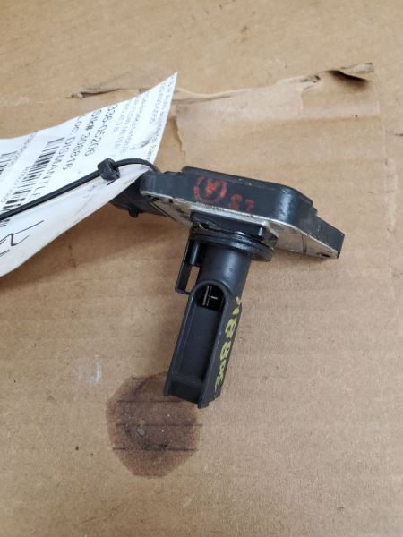 Air Flow Meter 3.8L Fits 99-05 BONNEVILLE 275080