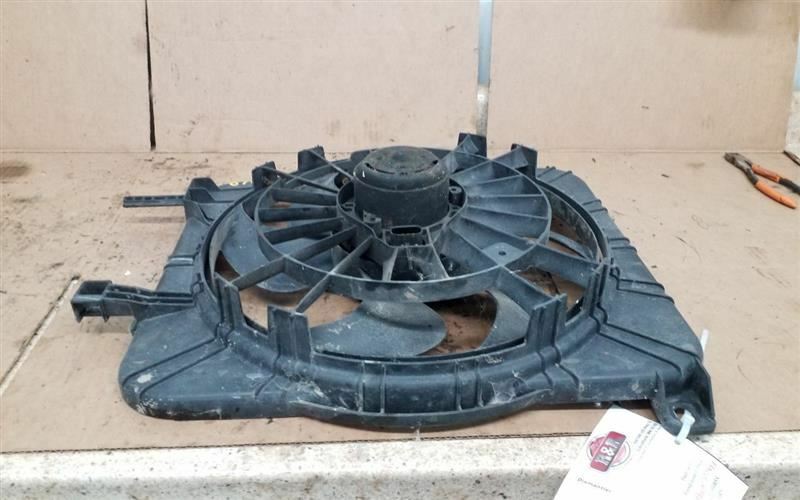 Radiator Fan Motor Fan Assembly Fits 04-05 CAVALIER 216495